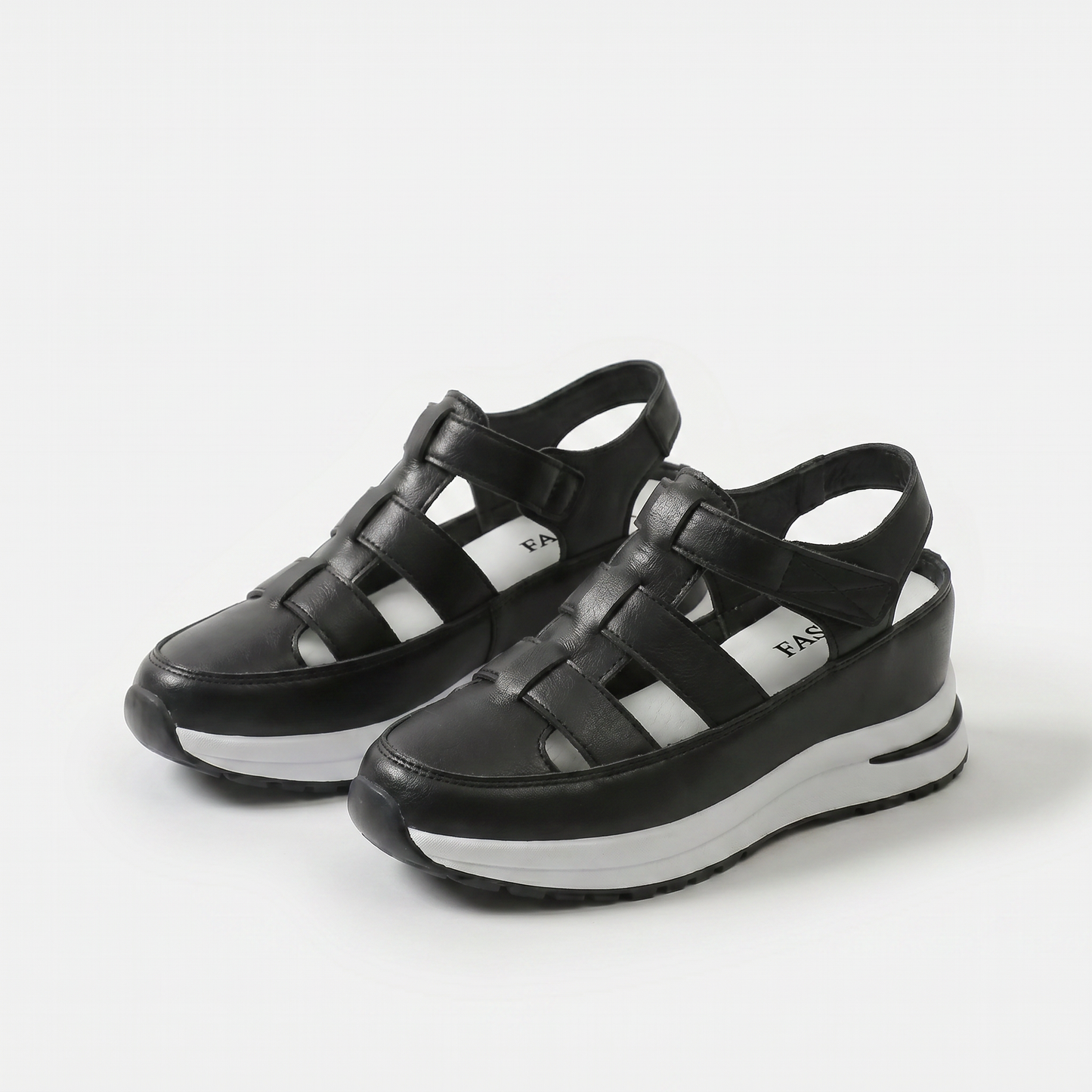 Lone - Perfekt bequeme Sandalen